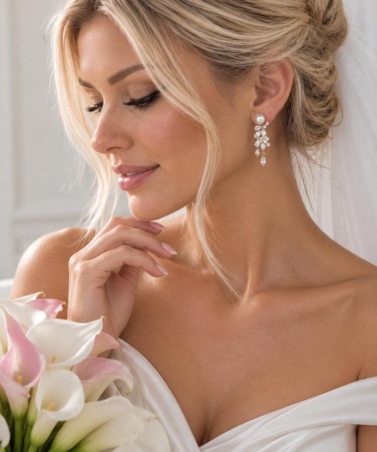 Mother of Pearl Vine Earrings – Gold Crystal Bridal Drops