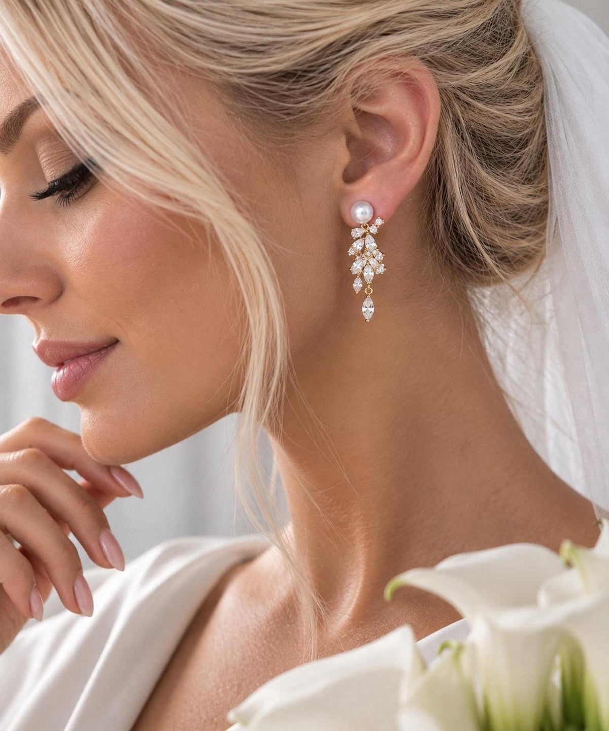 Mother of Pearl Vine Earrings – Gold Crystal Bridal Drops